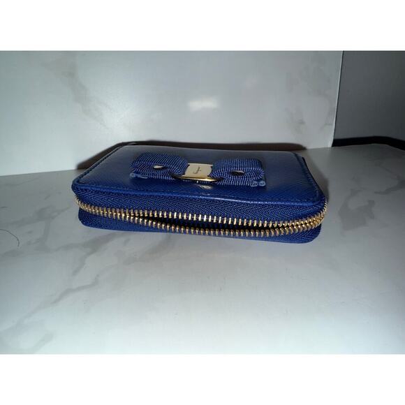 Ferragamo Blue Leather Cardholder - Picture 4 of 4